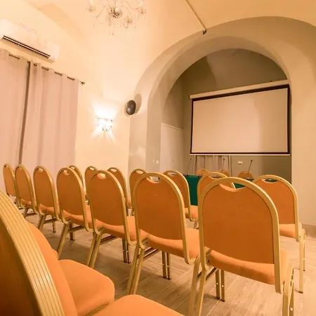 Ξενοδοχείο Romeo 3*