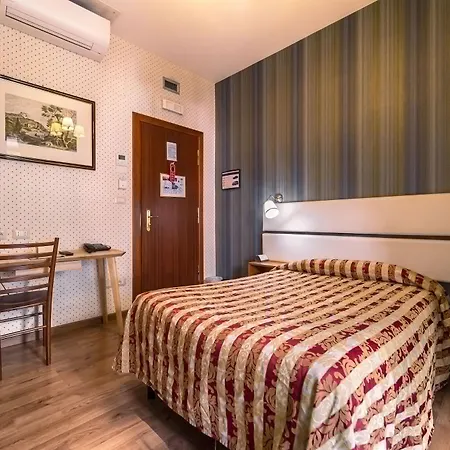 Romeo Hotel